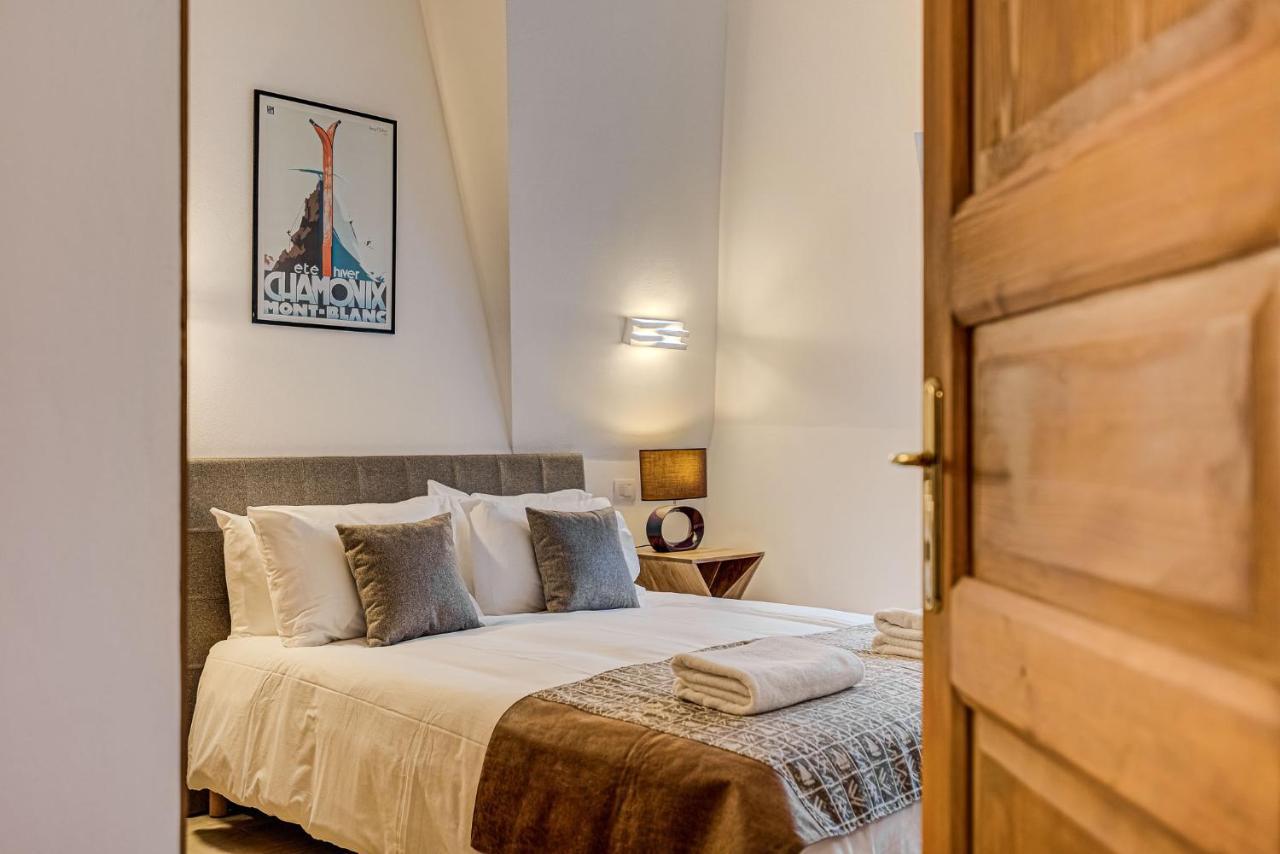Apartment Alpes V - Alpes Travel - Central Chamonix - Sleeps 5 Экстерьер фото