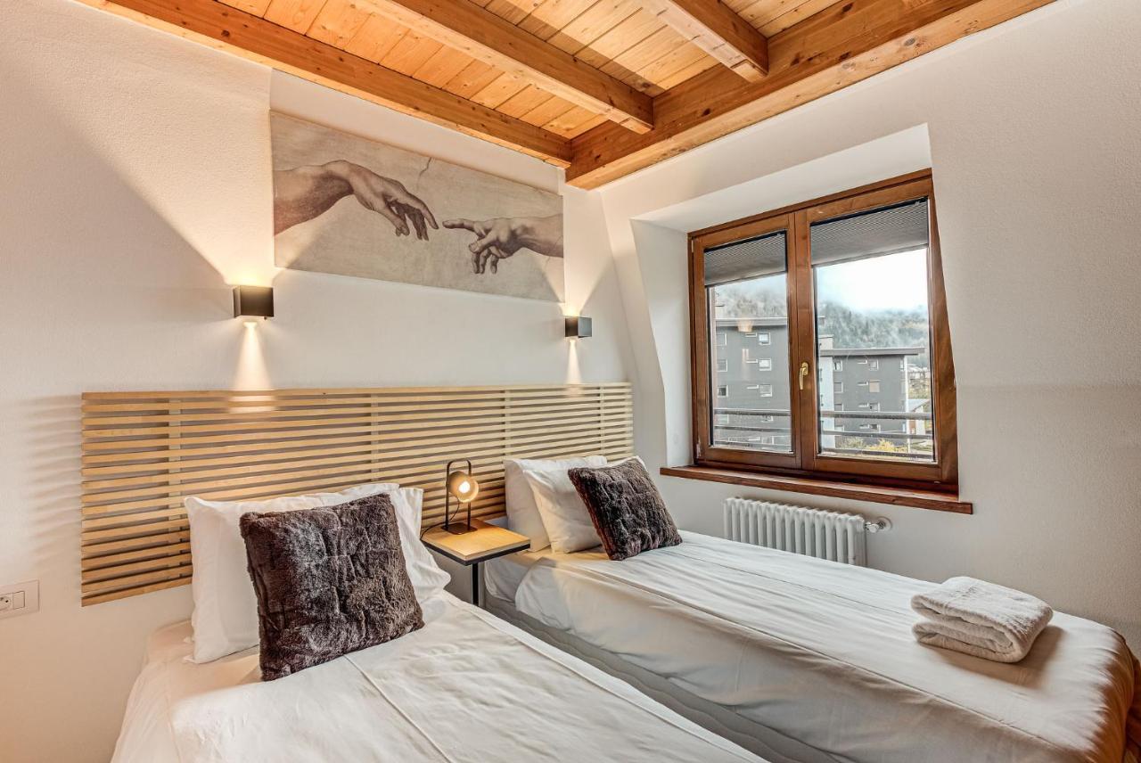 Apartment Alpes V - Alpes Travel - Central Chamonix - Sleeps 5 Экстерьер фото